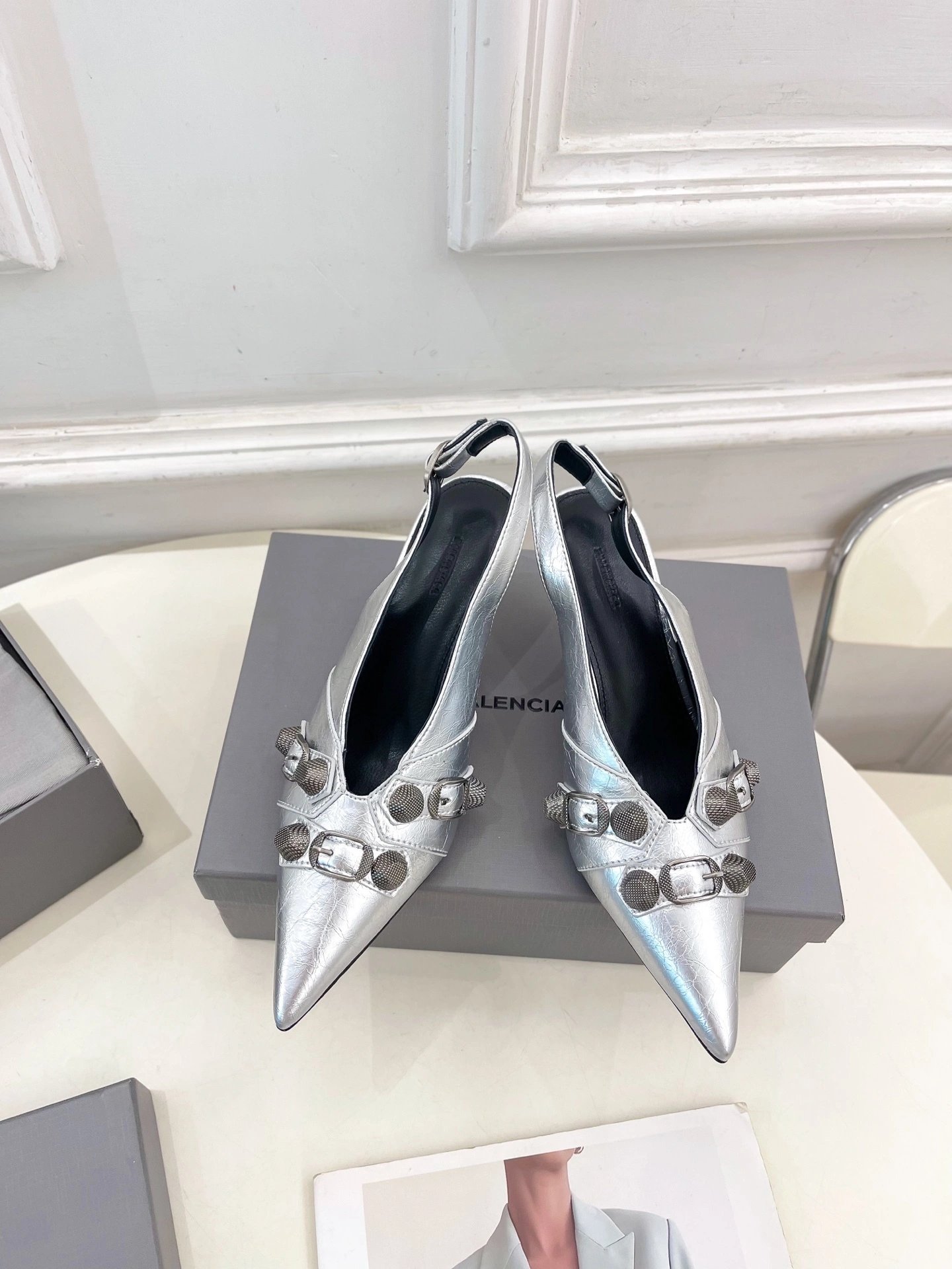 COCO-- 218593i161 714251WBDK38018 Heel height：6.5CM Calfskin sheepskin waxed skin item:E-X032D4021
